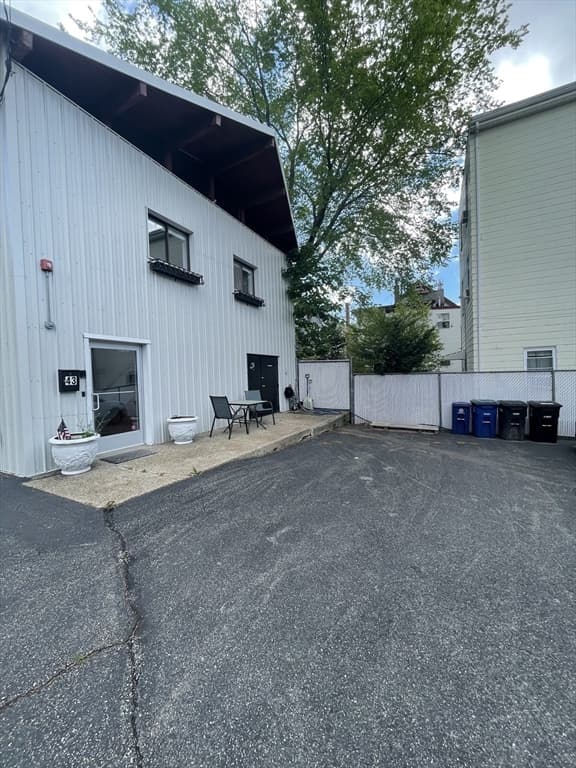43 Summer St photo 3