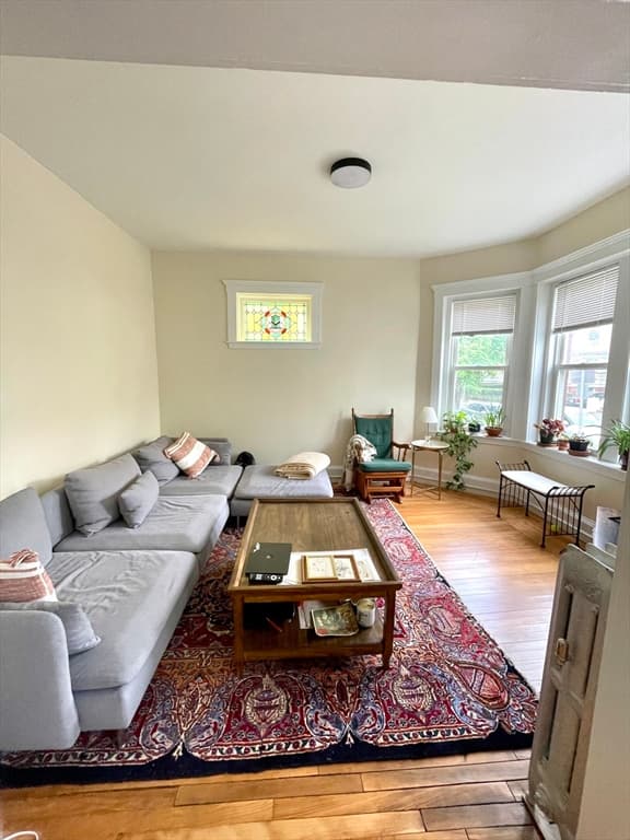102 Trowbridge St #1R photo 4