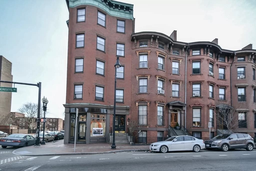 583 Massachusetts Ave #5