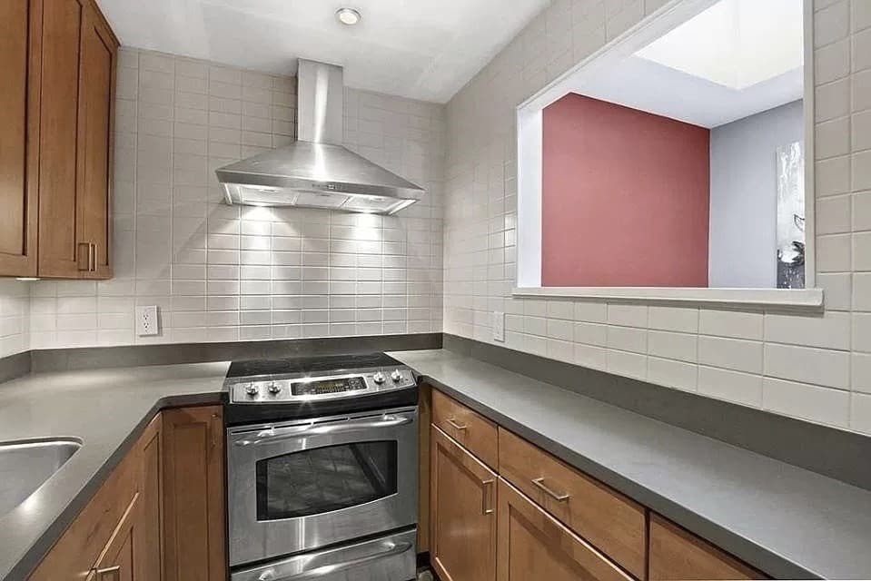 583 Massachusetts Ave #5 photo 5