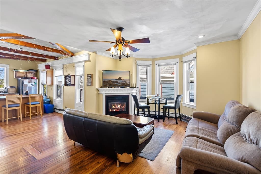 18 Gaston St #2 photo 2