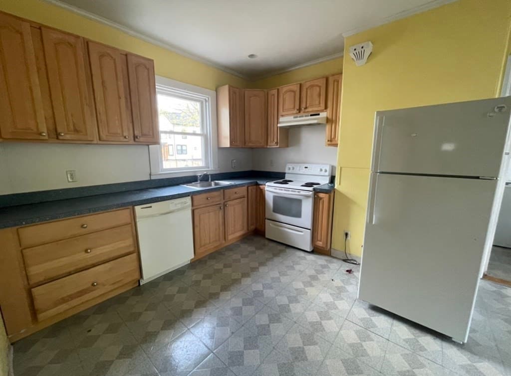 84 Walker Street #1 photo 2