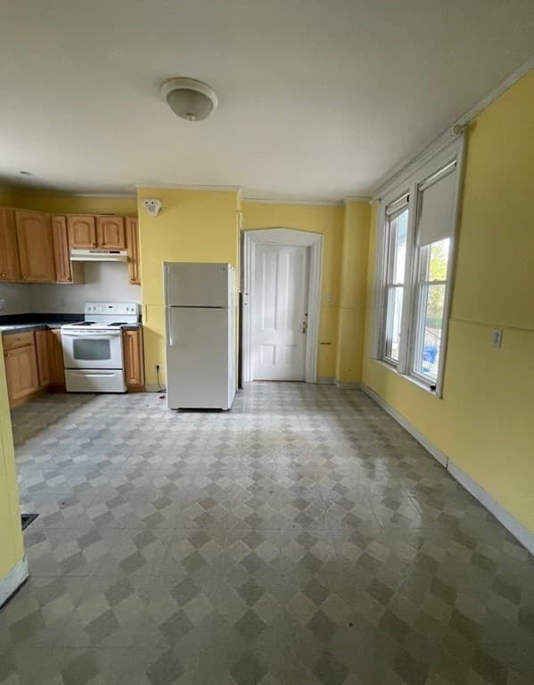 84 Walker Street #1 photo 3