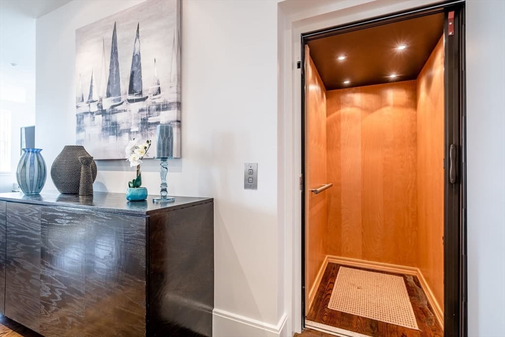 2444 Beacon Street #2444 photo 5