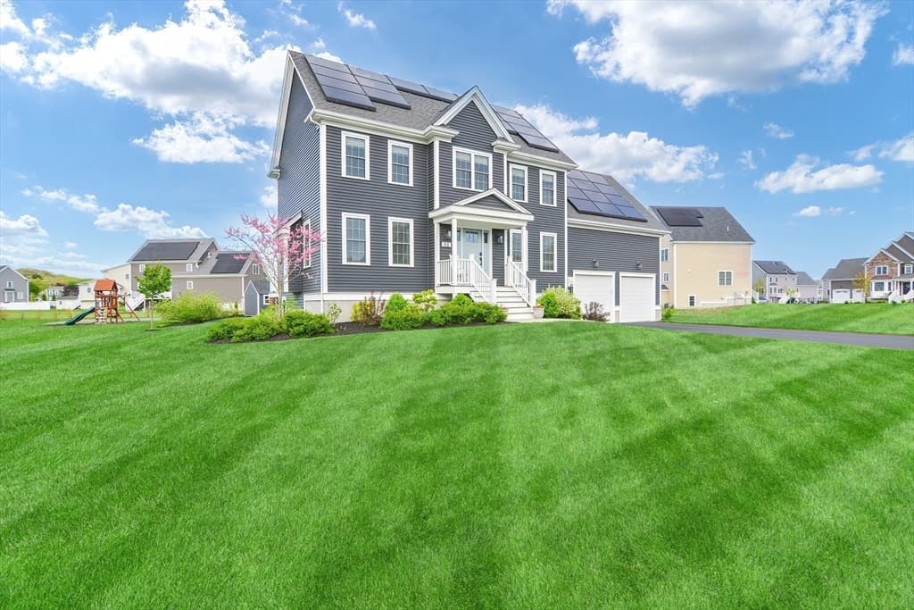 55 Saveena Dr