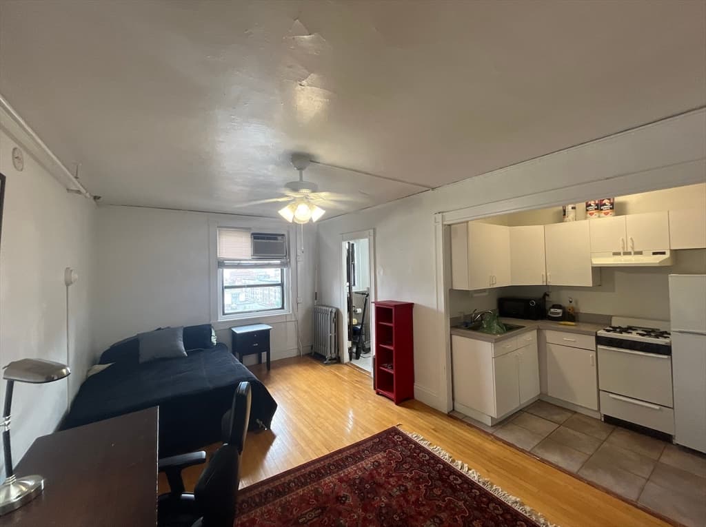 91 Westland Avenue #807 photo 4