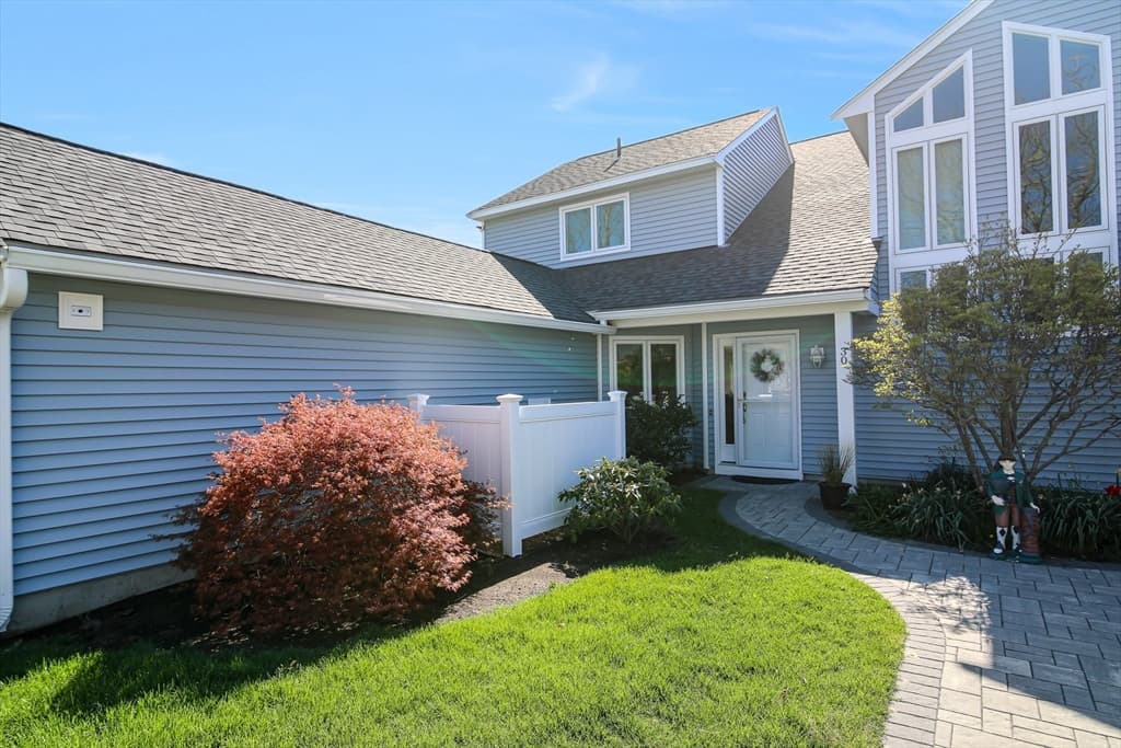 30 Fairway Dr #END