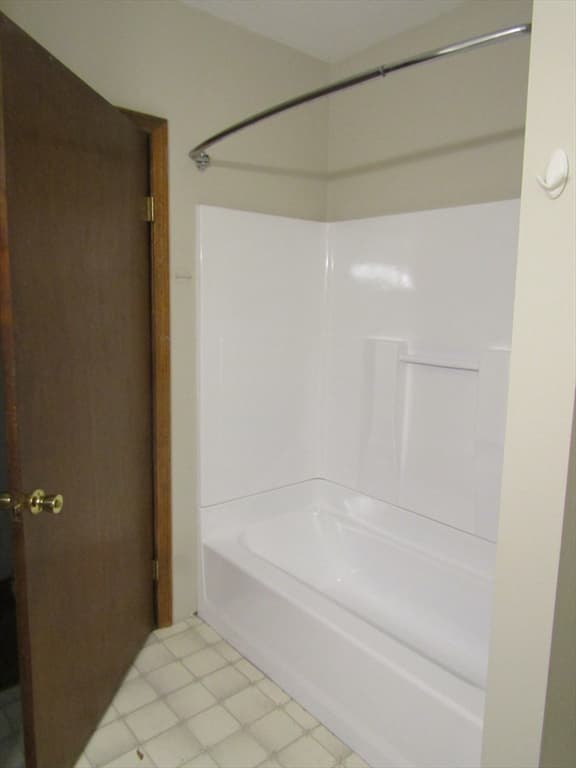 23 Maple #B photo 5