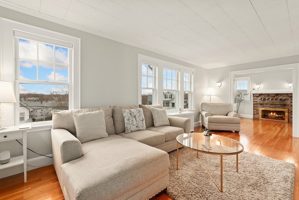 54 Edgecliff Rd #2 photo 3