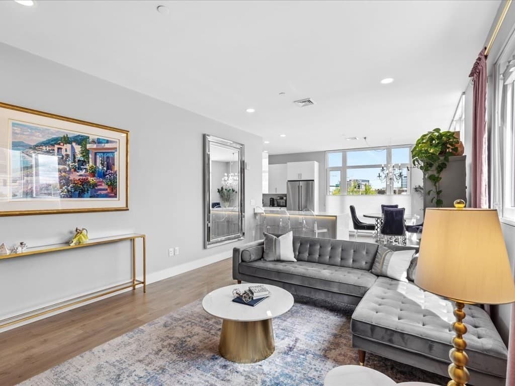 610 Rutherford Avenue #201 photo 4