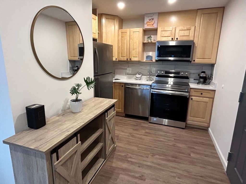 64 Salem Street #204 photo 2