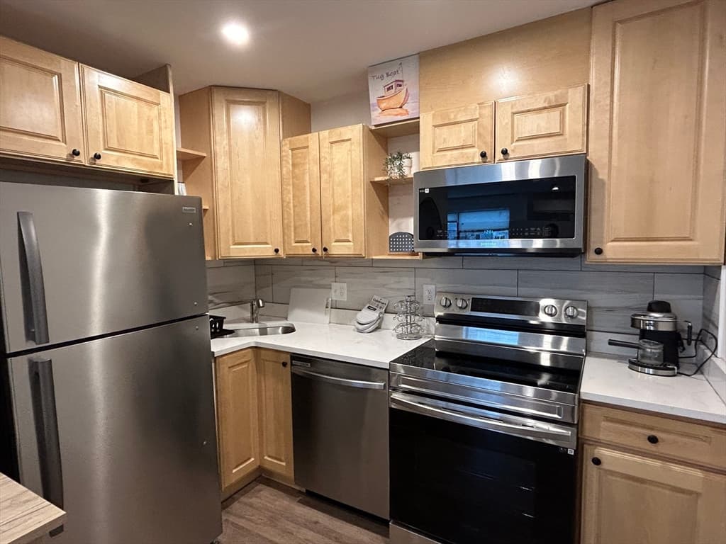 64 Salem Street #204