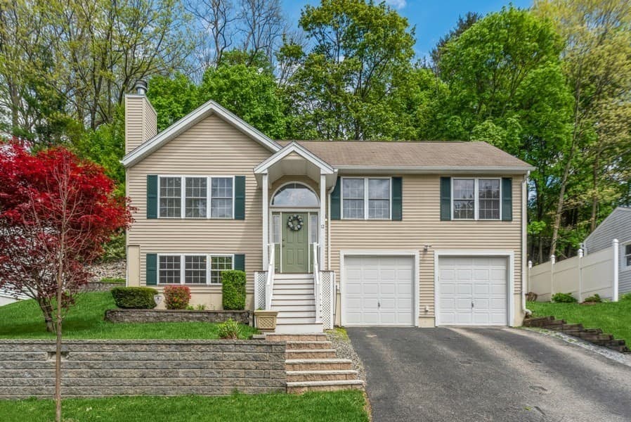 12 Sherwood Road