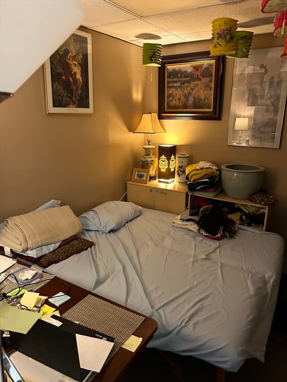 16 Elm Street photo 5