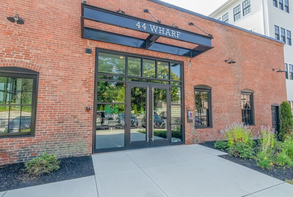 44 Wharf St #103