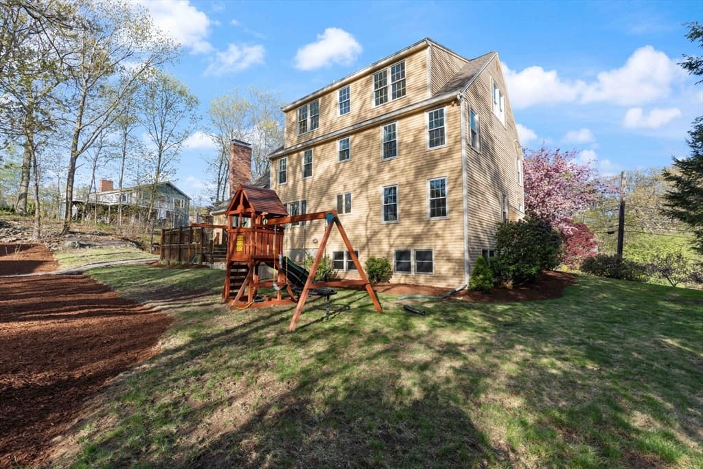28 Stevin Dr photo 5