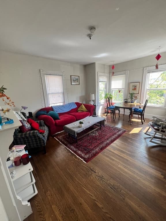 23 Gibbens St #2 photo 2