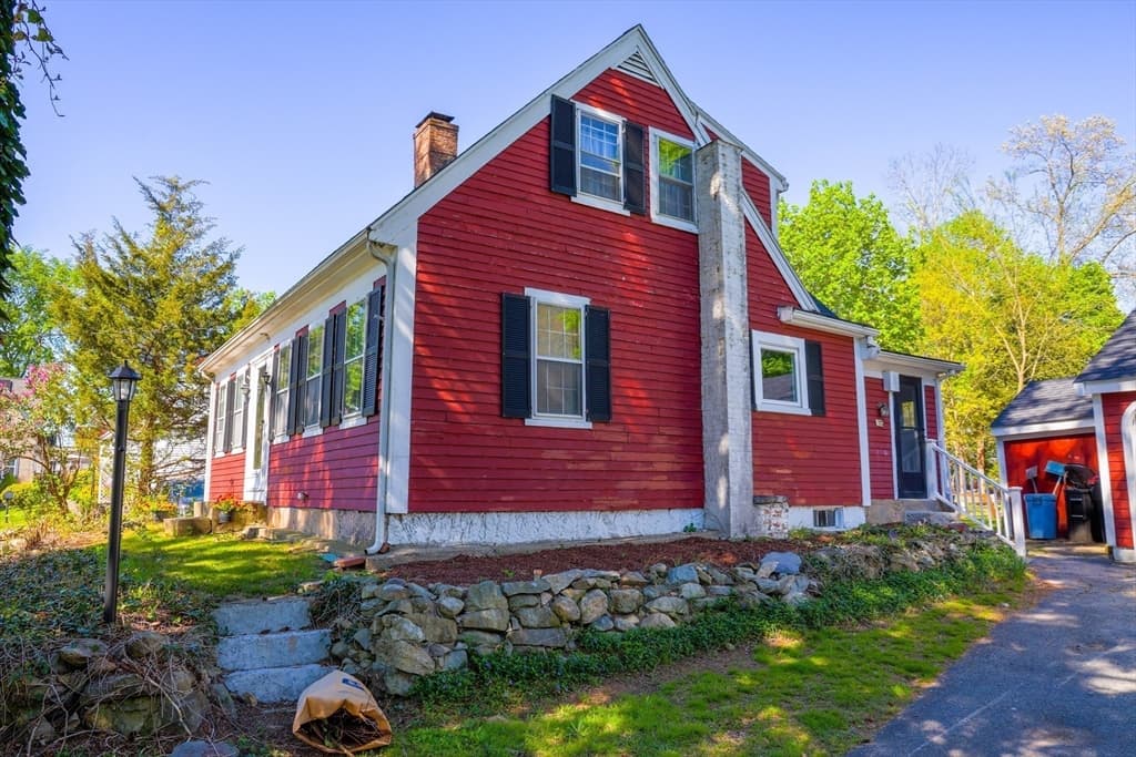 64 Pearl St photo 2