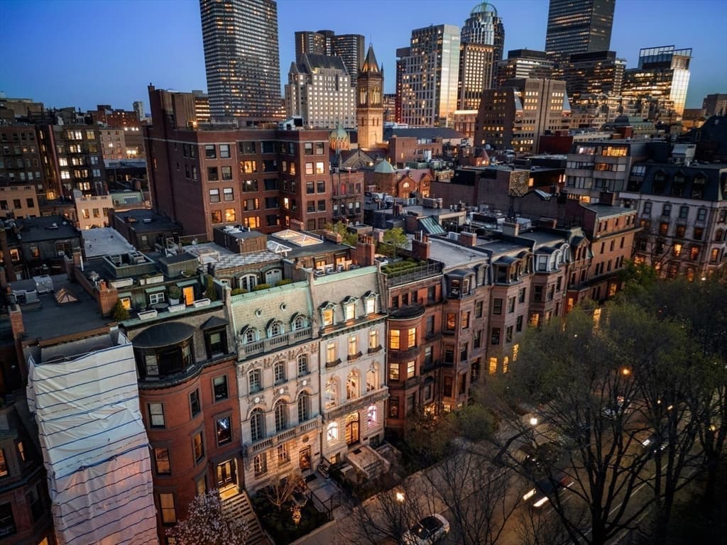 130 Commonwealth Ave #130 photo 4