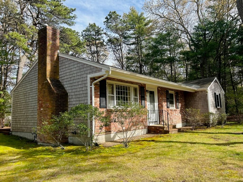 36 Bennets Neck Dr photo 3