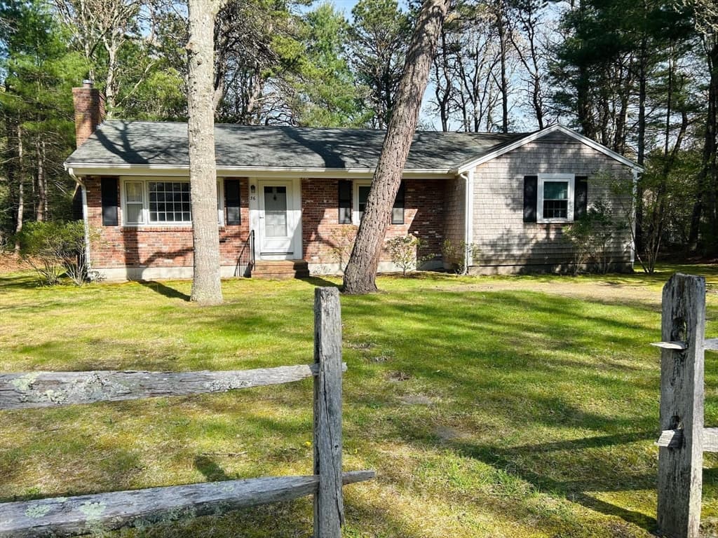 36 Bennets Neck Dr