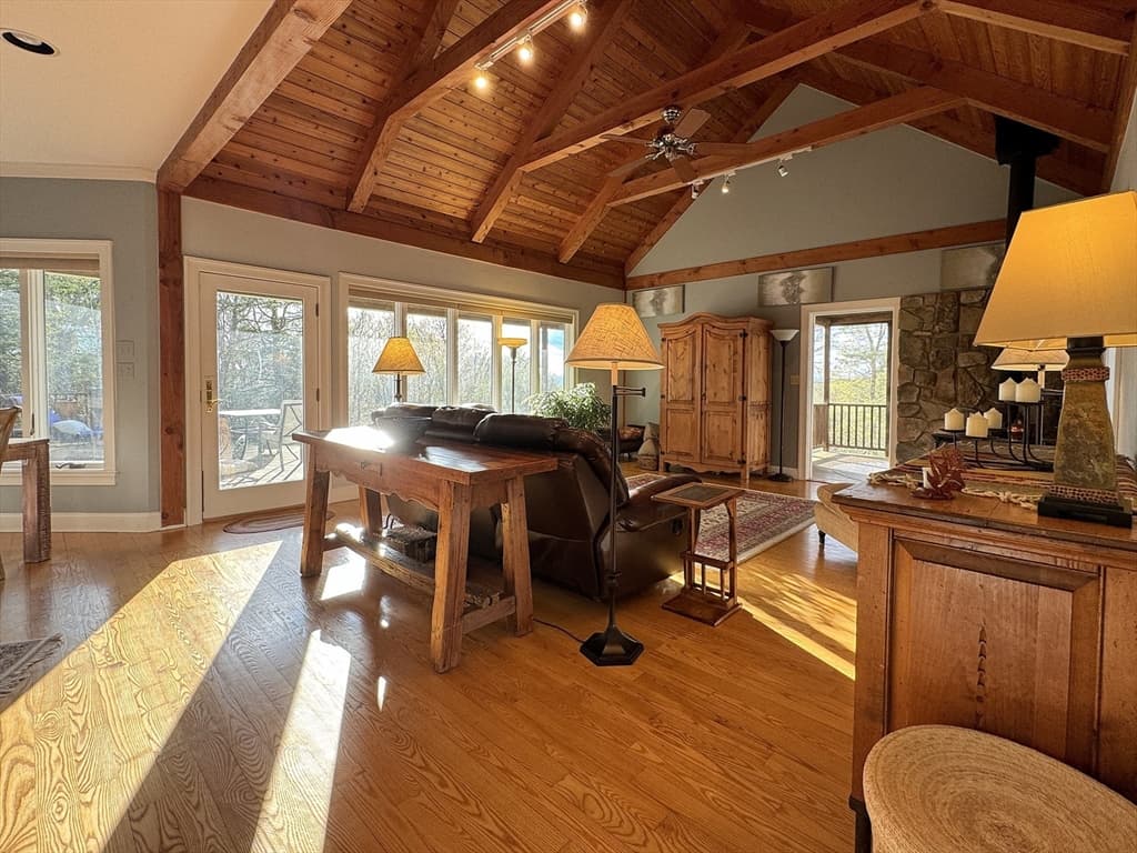 30 Laurel Hill Drive photo 5