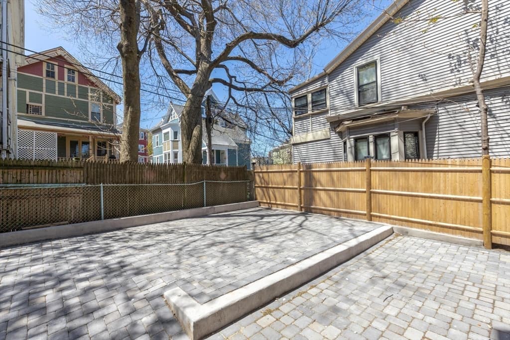 7 Forbes St. #3 photo 2