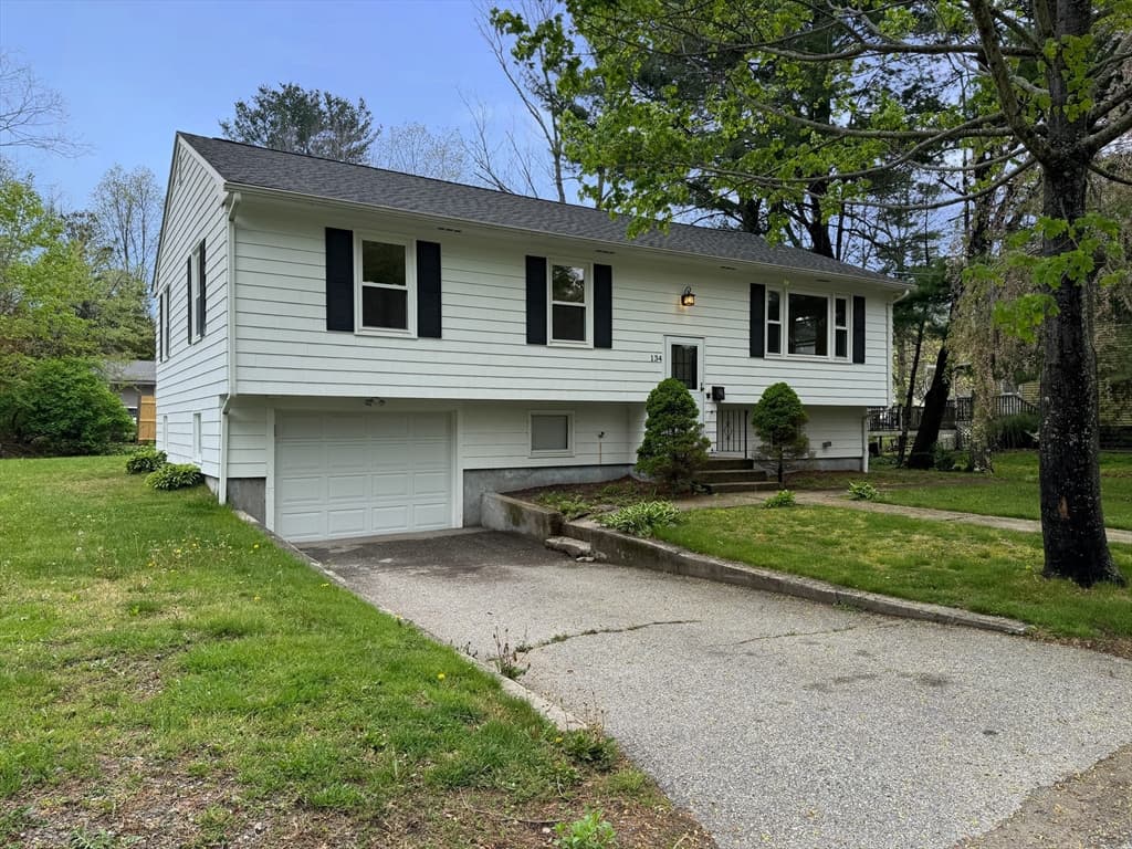 134 Broad St photo 2