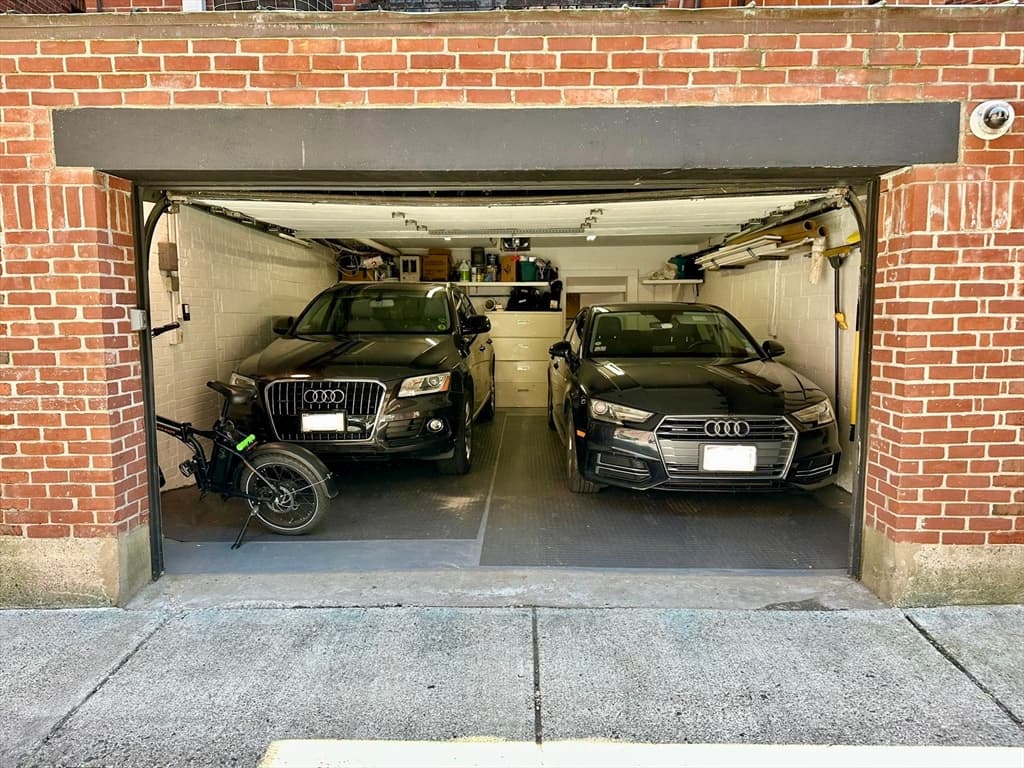 647 Boylston Street #1 & 4 photo 4