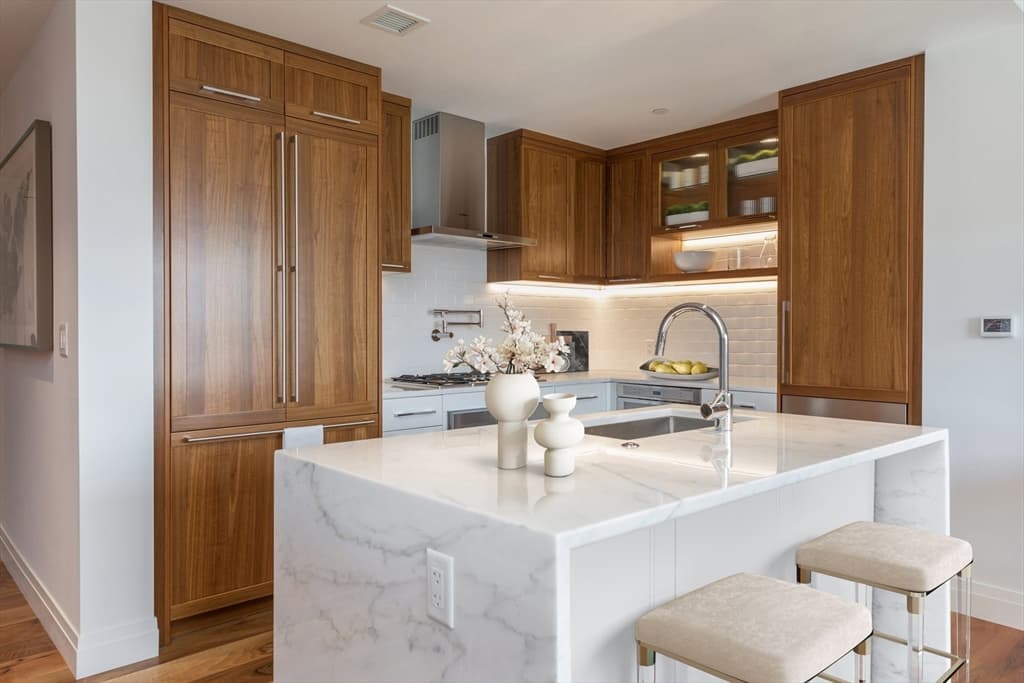 300 Pier 4 Blvd #6-K photo 3