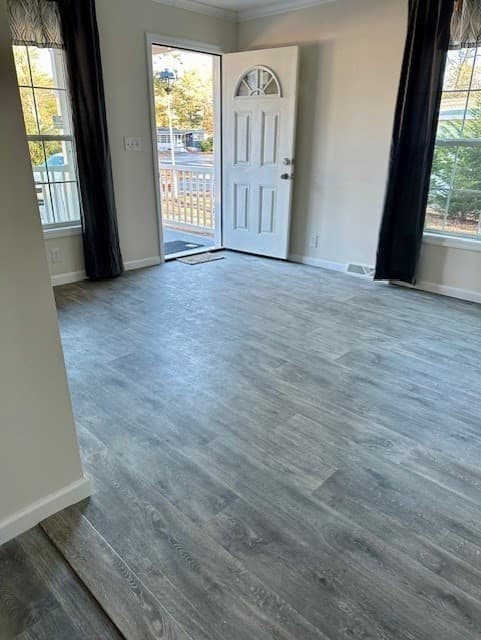102 Maplewood Drive photo 2
