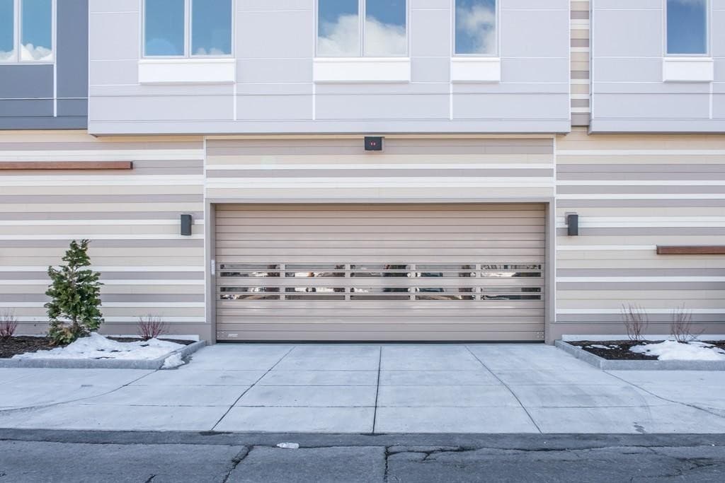 180 Telford Street #610 photo 2