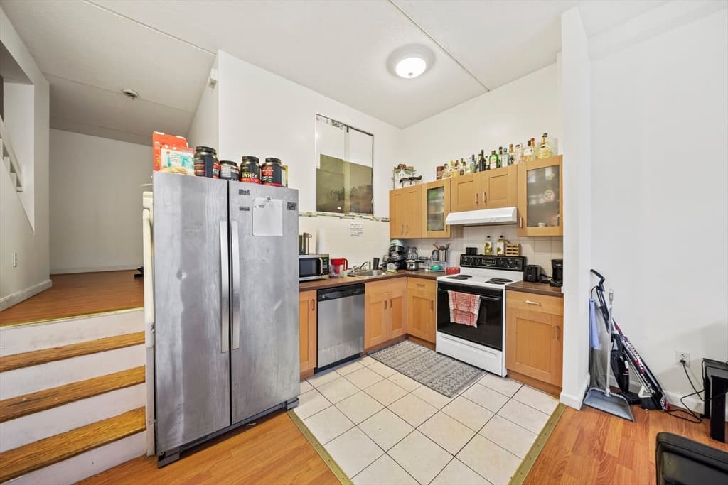 89 Lawn St #89 photo 2