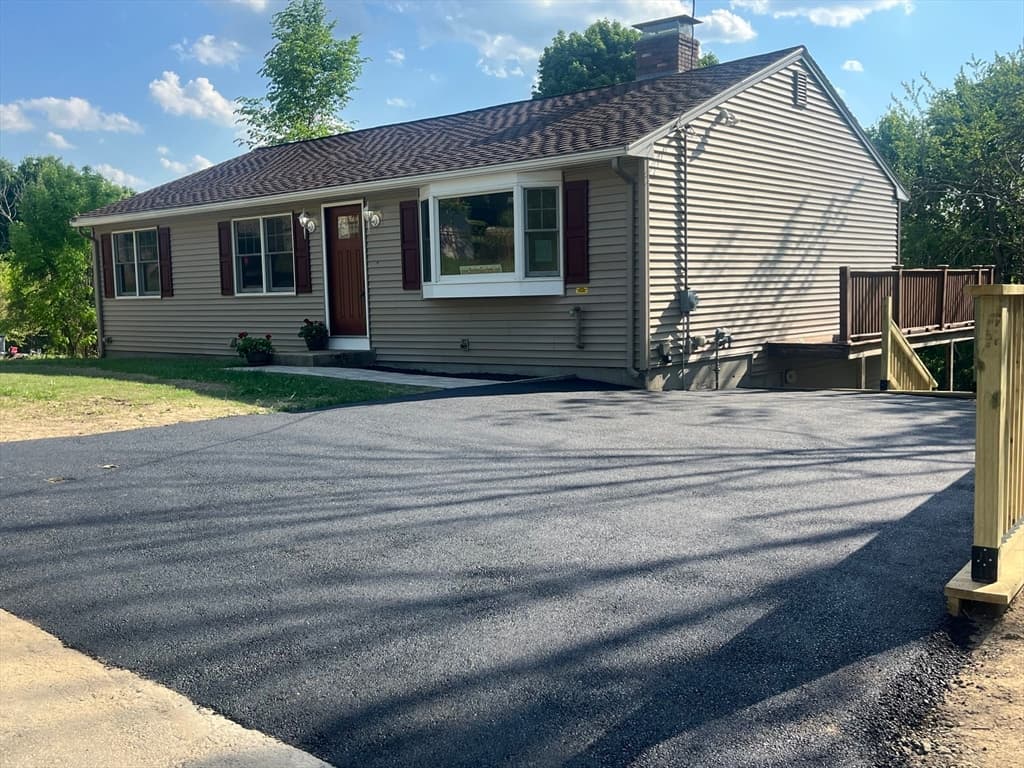 35 Elmore St photo 2
