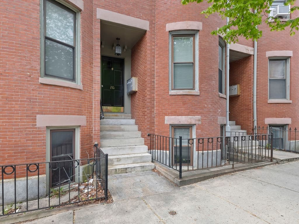 210 Washington Ave #4 photo 5