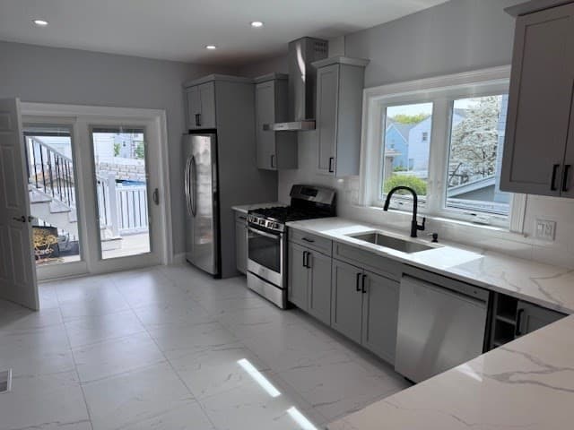 22 Garland Ave #1