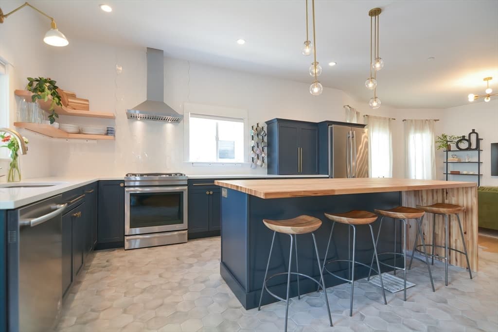 47 Electric Ave #1