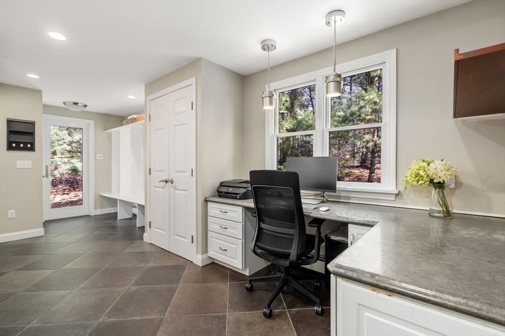 26 Prescott Ave photo 2