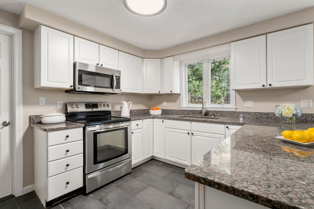 26 Prescott Ave photo 5