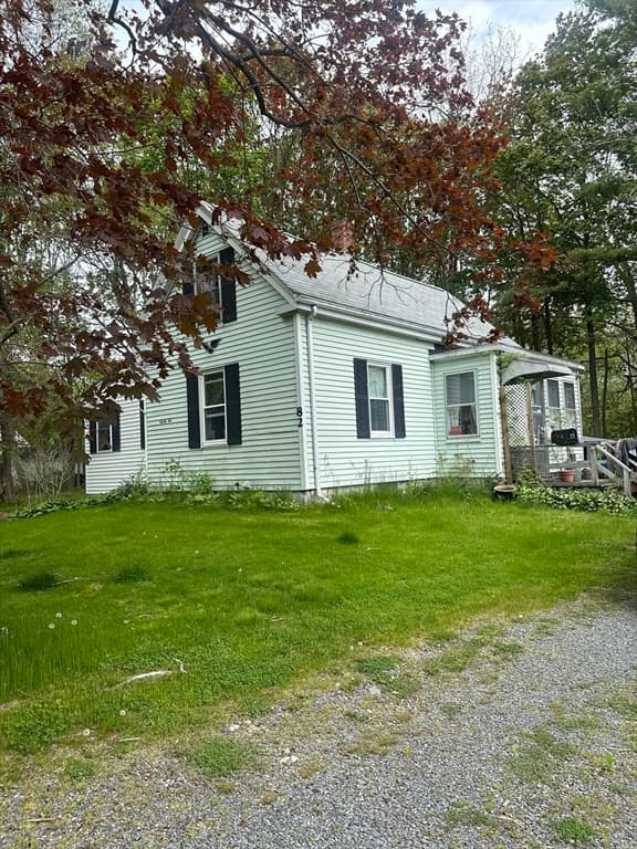 82 Cross St photo 2