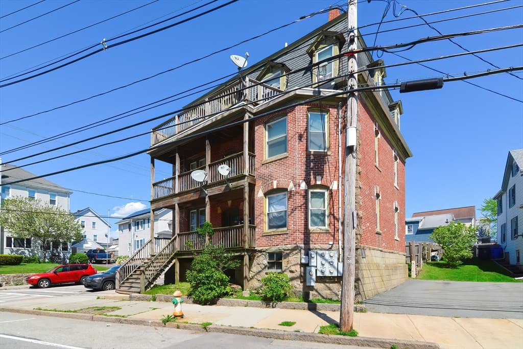 456 Eastern Ave