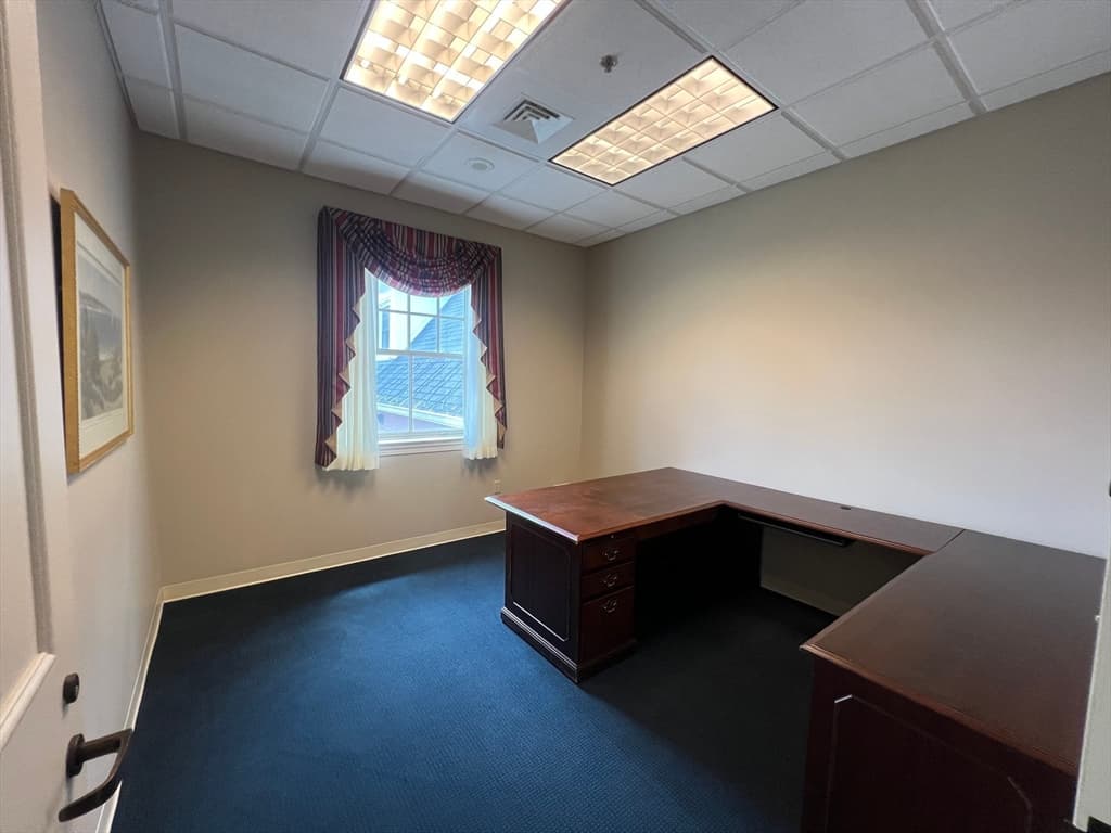 56 Common St #3
