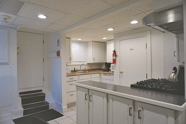 25 Lambert St #B photo 3