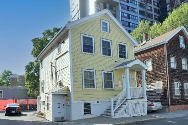 25 Lambert St #B