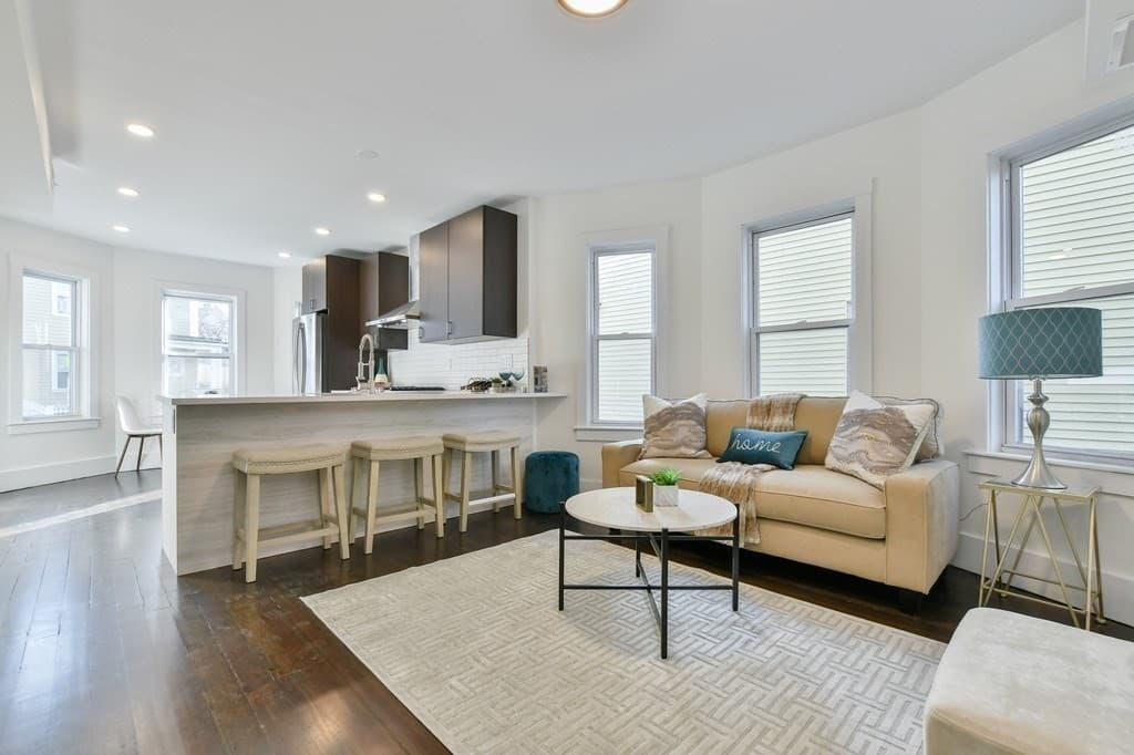 27 Armandine St #2 photo 4