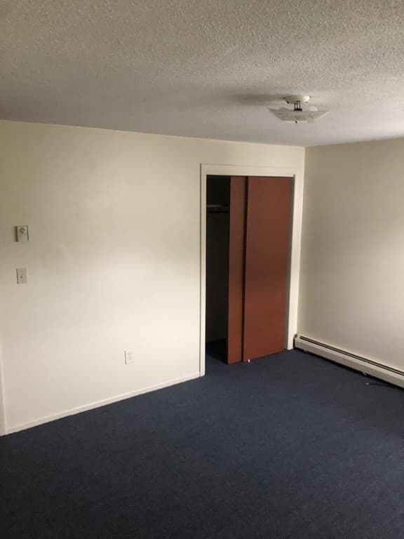 95 Fairmont #F photo 3
