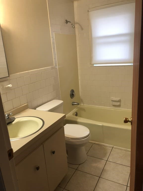 95 Fairmont #F photo 5