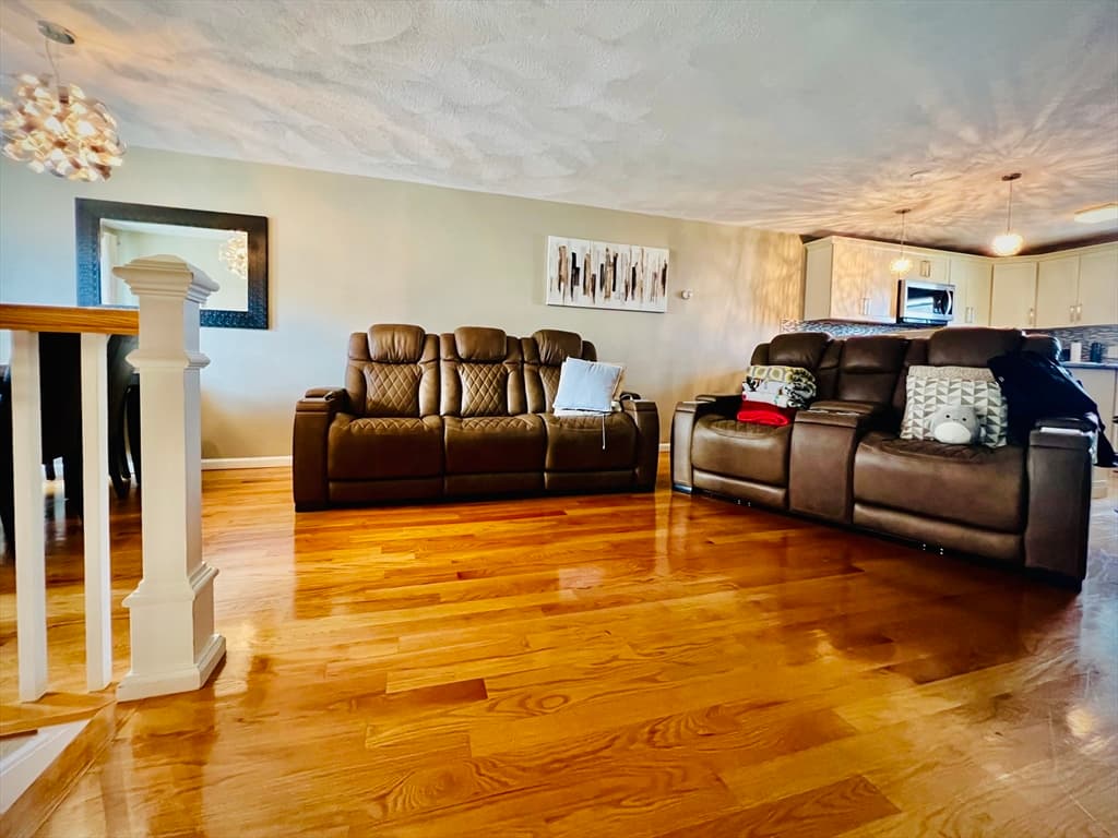 582 Revere St #7 photo 4