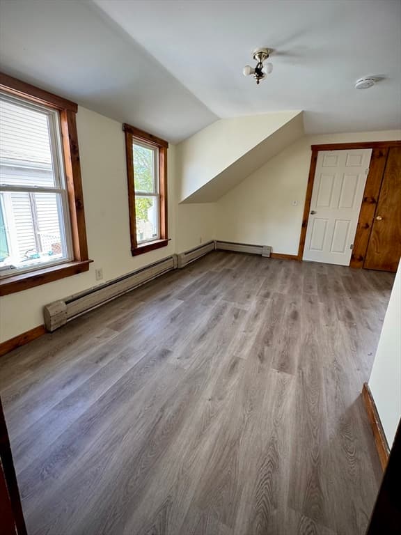 1232 Pleasant St. photo 5