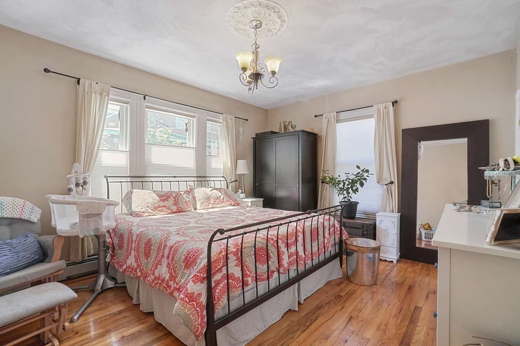 84 Roseclair St #1 photo 4